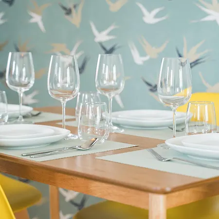 Design-apartment - Kueche - Balkon - Tiefgarage Apartmán